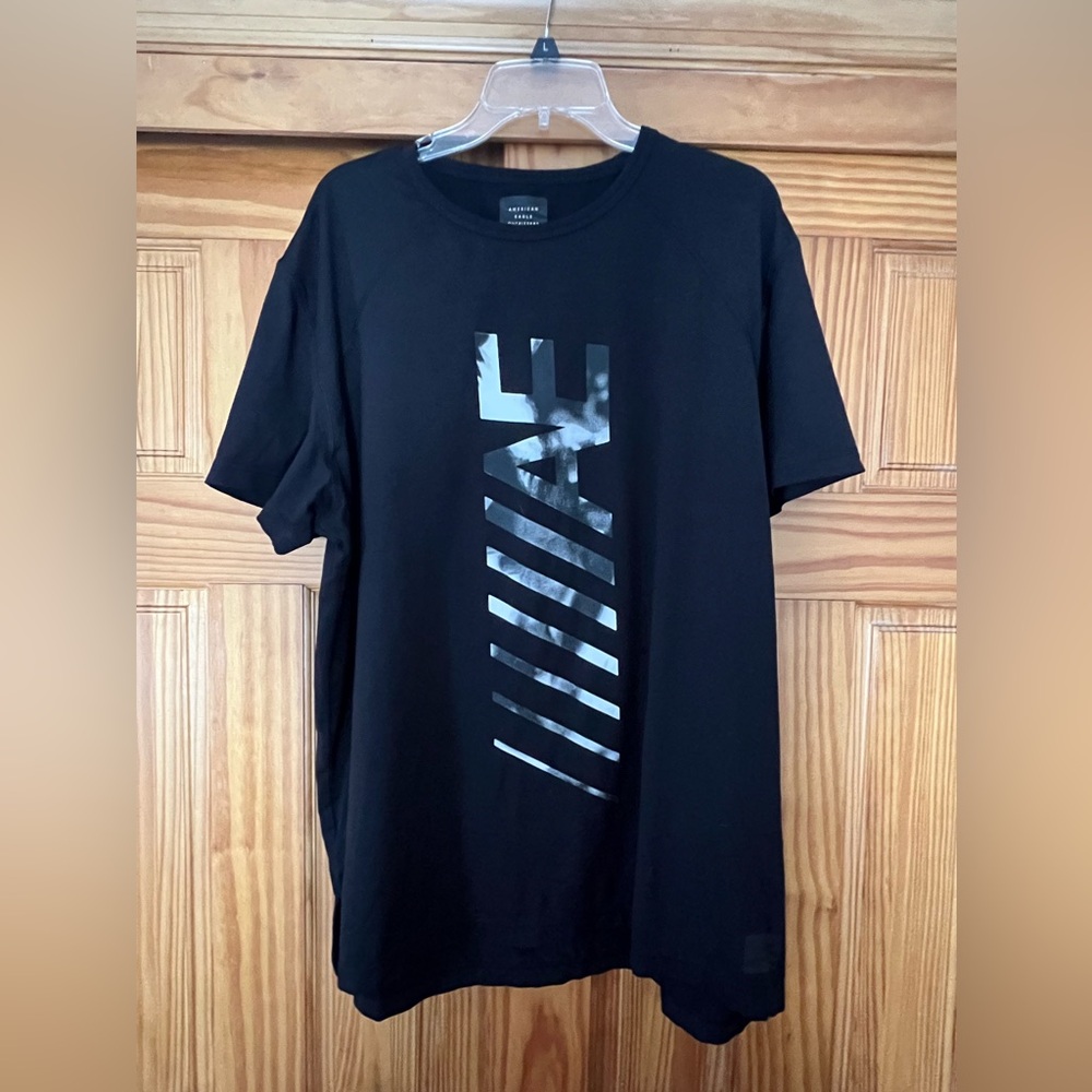 American Eagle T-shirt